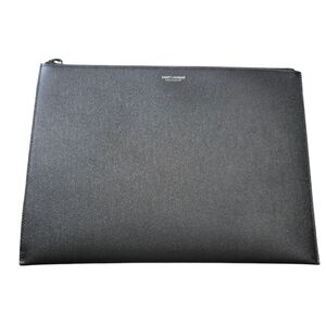 Saint Laurent Grain De Poudre Pouch